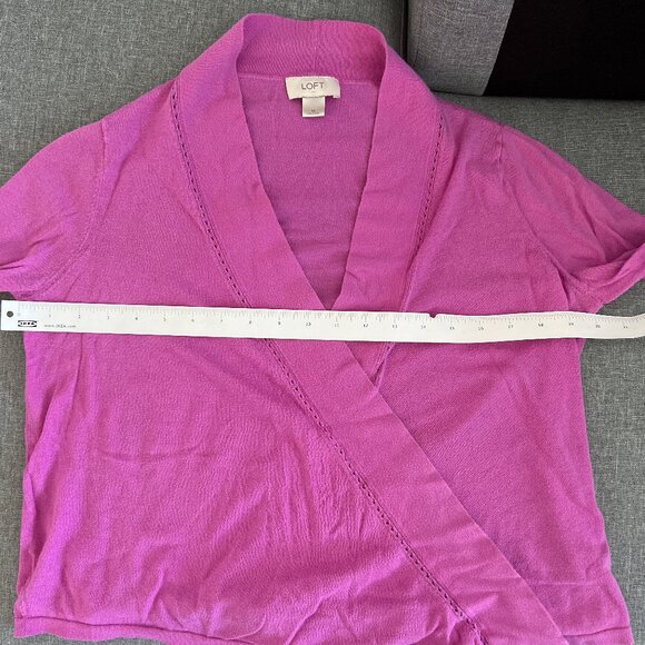 2/$20🛍LOFT Pink Open Cardigan - Picture 6 of 12